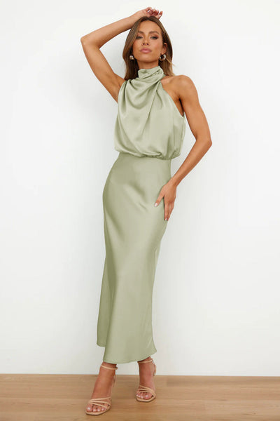 Theresa ™ | Long Dress with Halter Neck