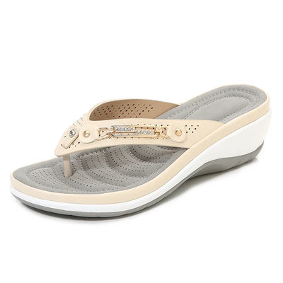 Padded Flip-Flops for Women with Arch Support