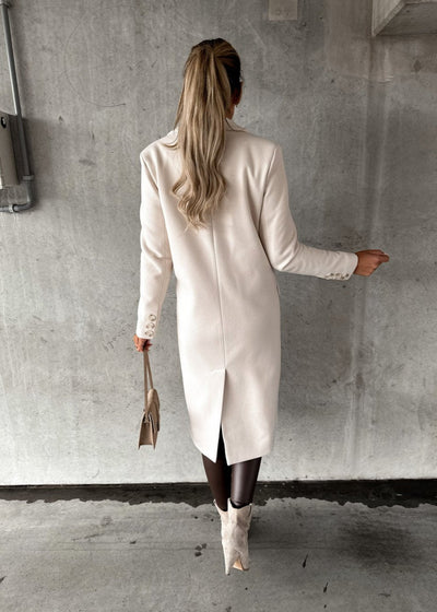 Martina™ | Stylish and Versatile