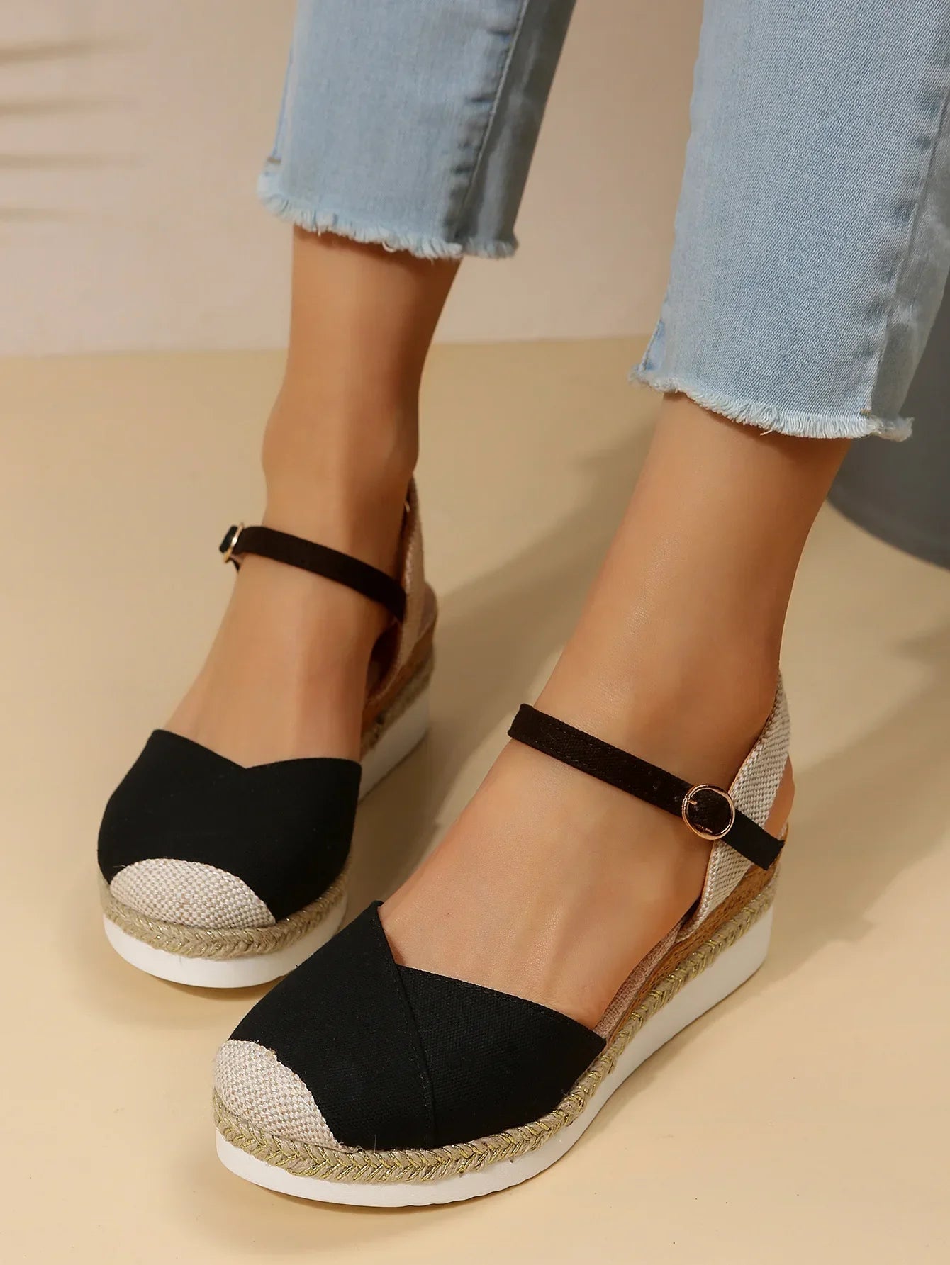 Courtney™ | Orthopedic Sandals