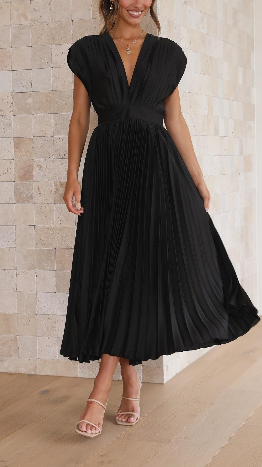 Maria™ | Elegant Pleated Dress