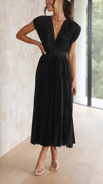 Maria™ | Elegant Pleated Dress