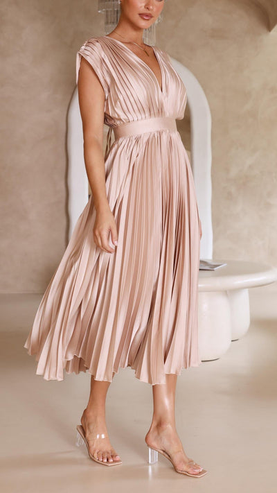 Maria™ | Elegant Pleated Dress