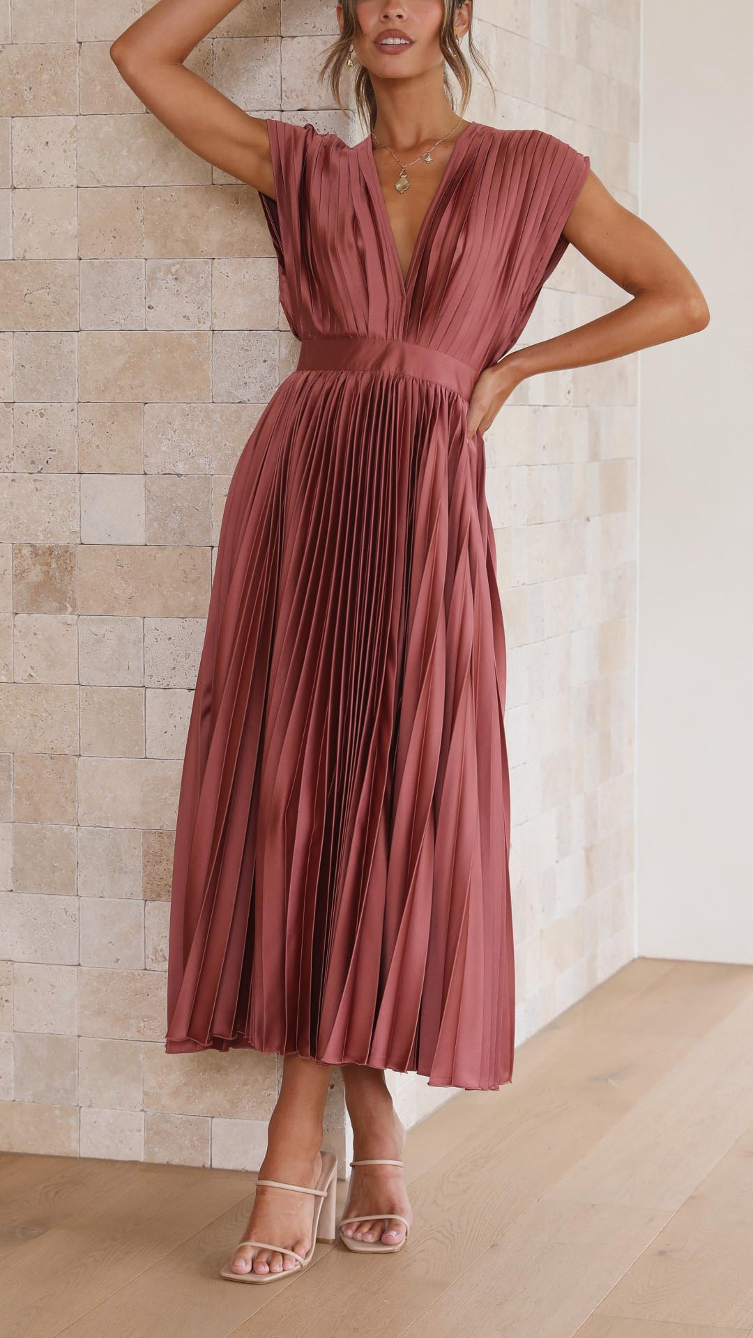 Maria™ | Elegant Pleated Dress