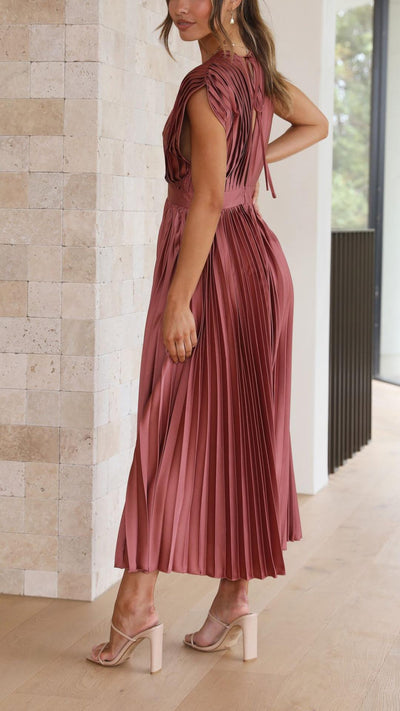 Maria™ | Elegant Pleated Dress