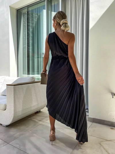 Lizbeth - Dress with Flower Shoulders