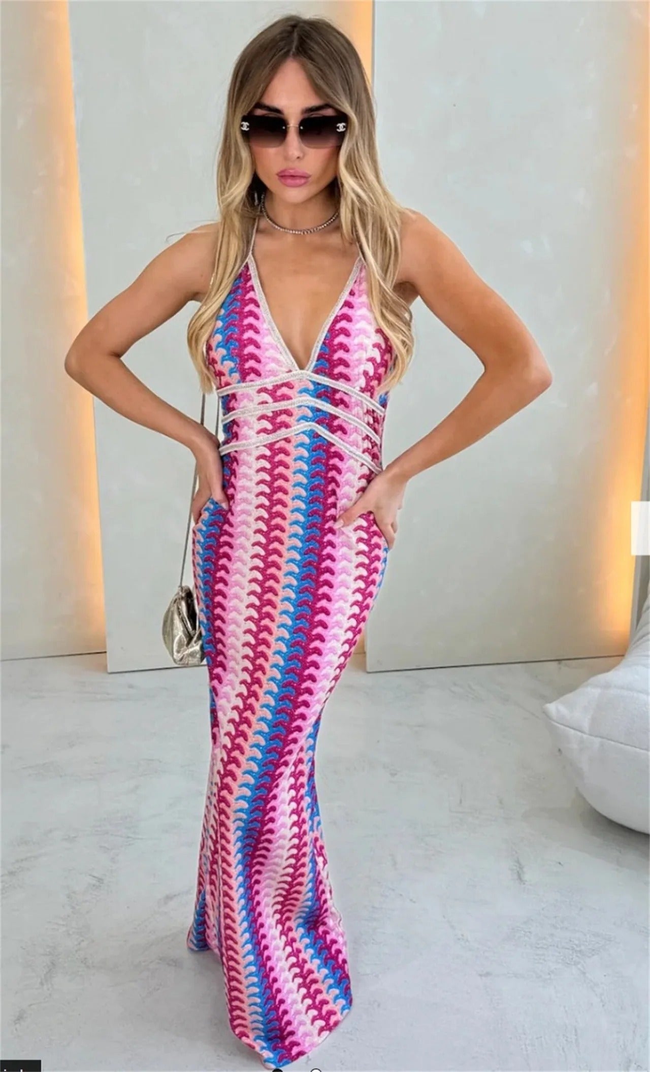 Andie™ | Chic V-Neck Dress
